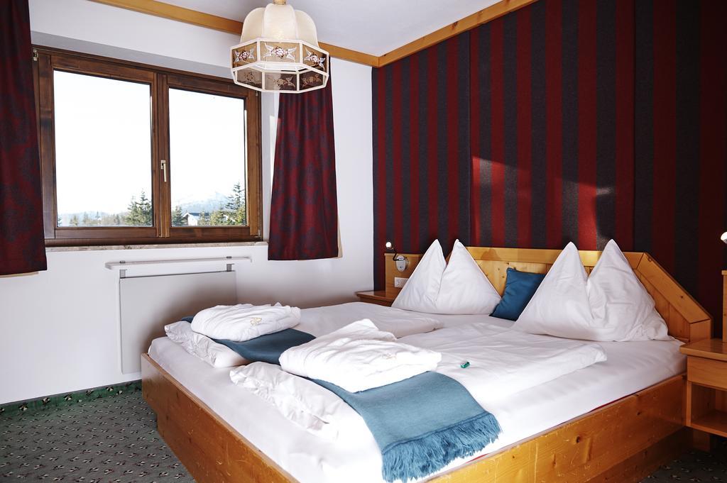 Aparthotel Hutter GmbH Katschberghöhe Zimmer foto